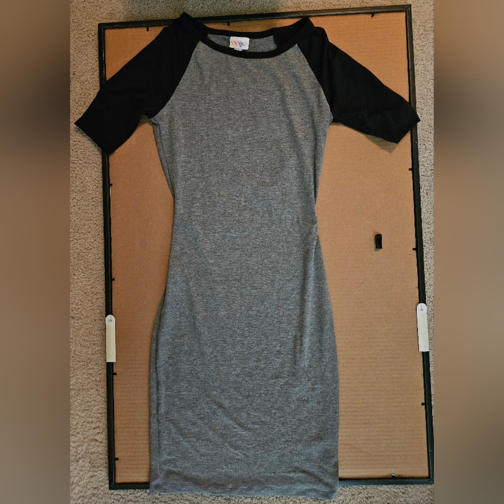 Retired/Retro - LuLaRoe Julia Sheath Dress (Size XXS) - Black Sleeves/Gray Body
